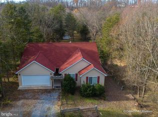 873 Hidden Hollow Dr, Kearneysville, WV 25430
