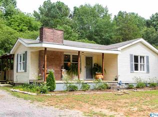 236 Hampton Rd NW, Hartselle, AL 35640