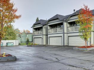 673 King Arthur Cir, Anchorage, AK 99518