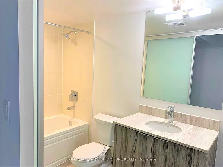 955 Bay St #2619 — Photo 15