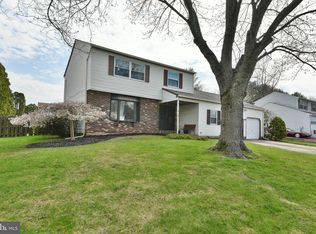 158 Knightsbridge Dr, Yardley, PA