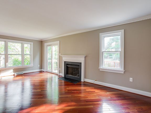 5th image of 4508 Sawgrass Ct