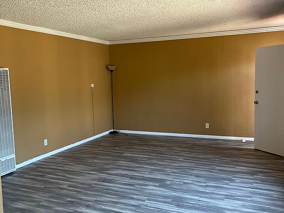 5th image of 1147 N Loma Vista Dr APT 2