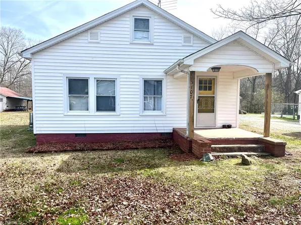 3107 Lucas St, Ossipee, NC 27244