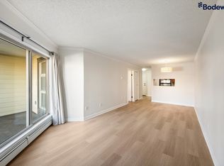235 W 4th St, North Vancouver, BC