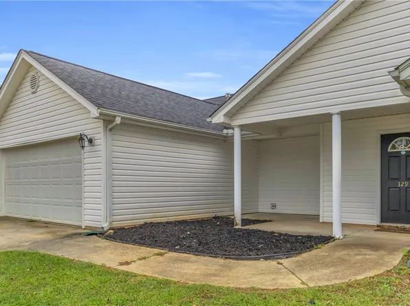 129 Saint James Ct, Anderson, SC 29621