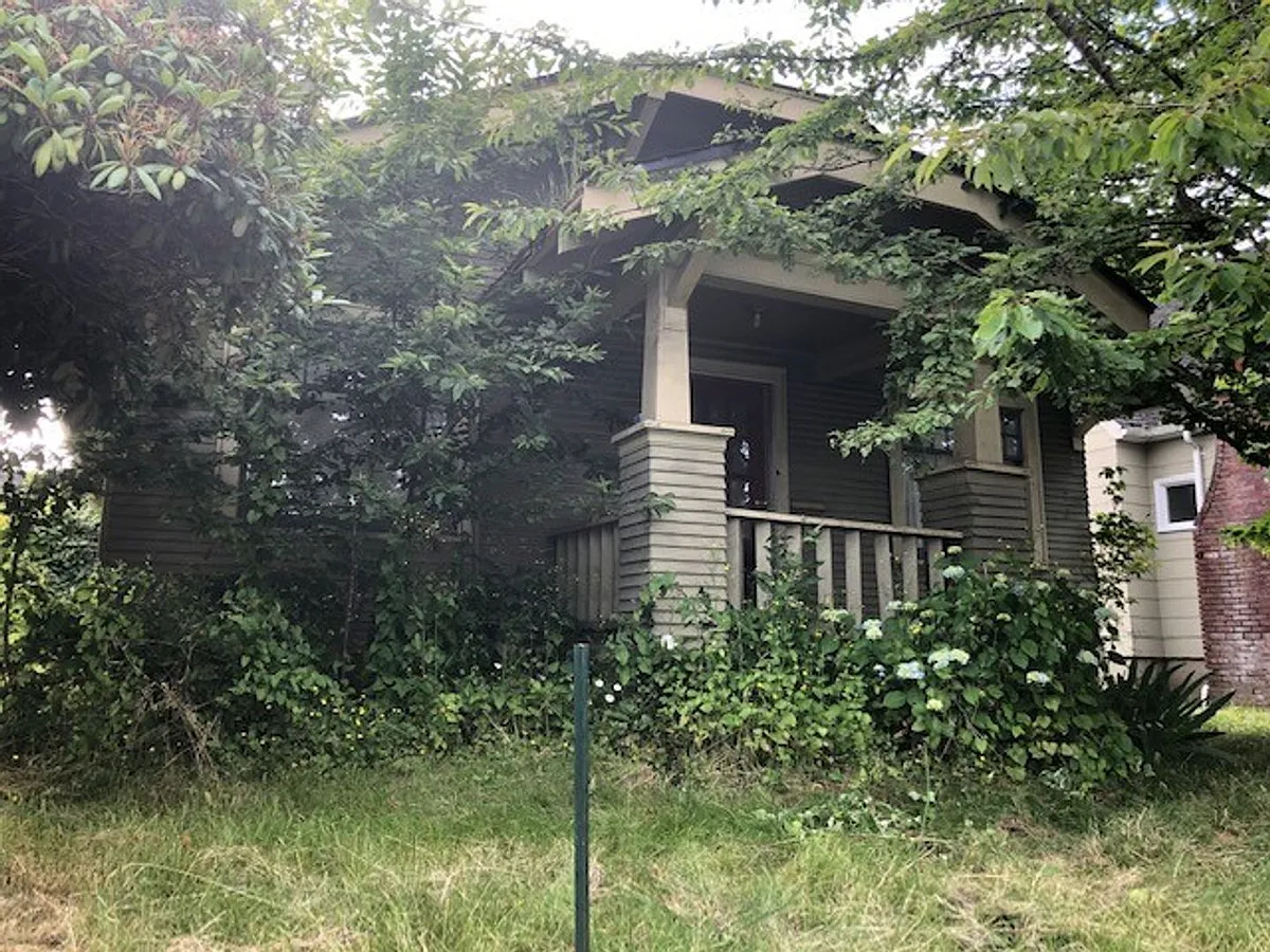 Building Photo - 1222 Ellis St