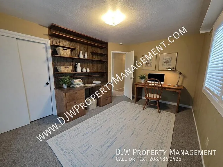 624 W Linden St — Photo 10