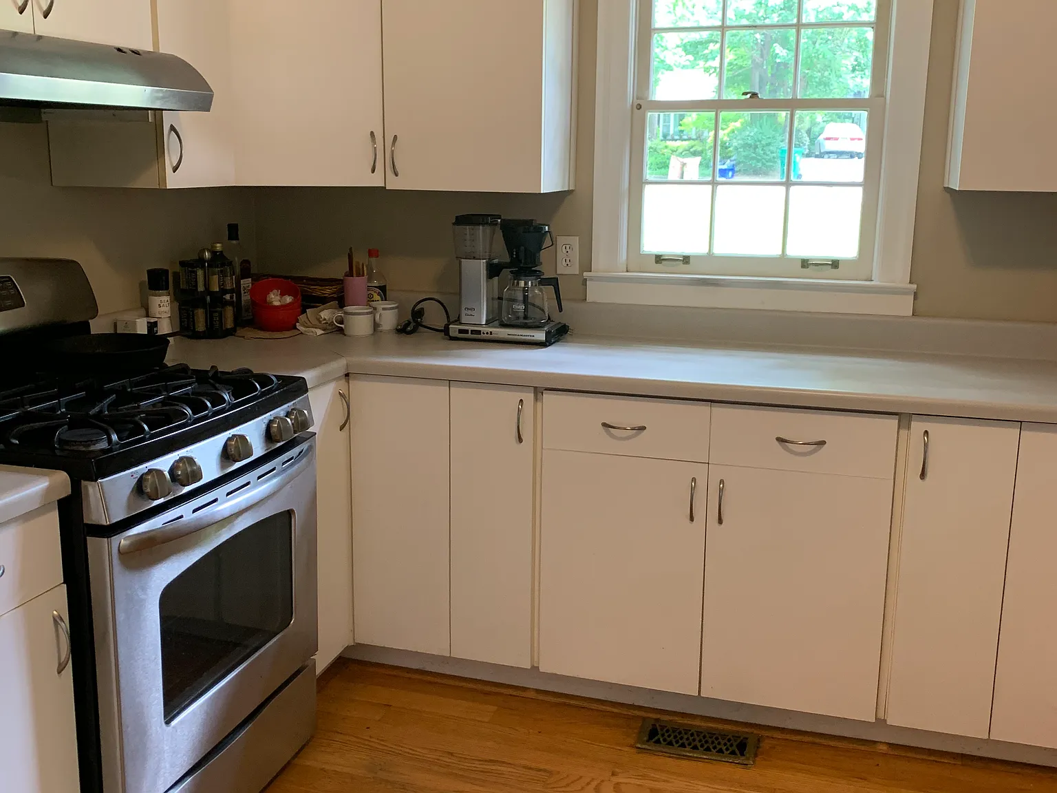2 bed, 1200 sqft, $2,600 — Photo 3