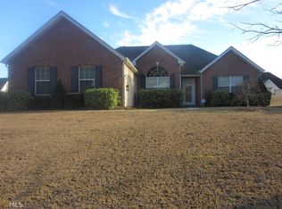 21 Lake Crossing Ct, Fayetteville, GA 30215