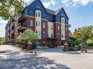 301 Clifton Ave APT 2J, Minneapolis, MN 55403