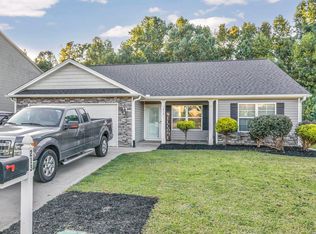 213 Stonewood Crossing Dr, Boiling Springs, SC 29316