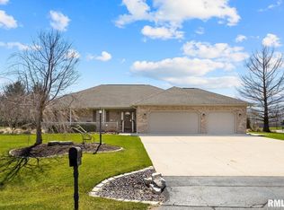 7908 W Thorngate Dr, Mapleton, IL 61547