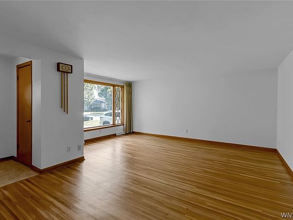 4th image of 203 Forest Hill Dr