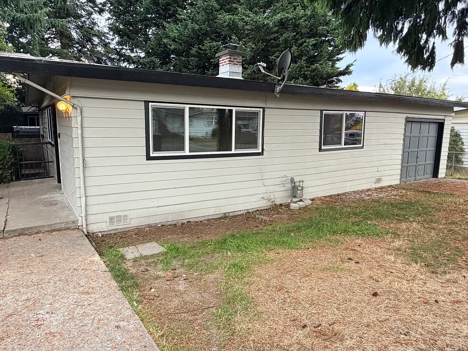 3 bed, 1080 sqft, $2,599 — Photo 1