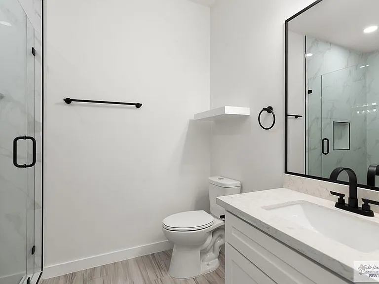 518 Loop 499 E #11 — Photo 11