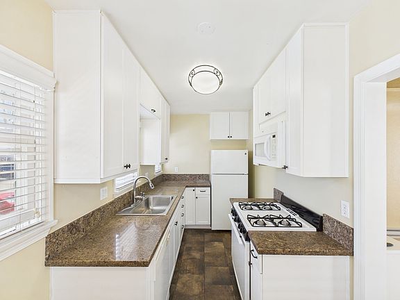 5th image of 3767-37735 3rd Ave #3771