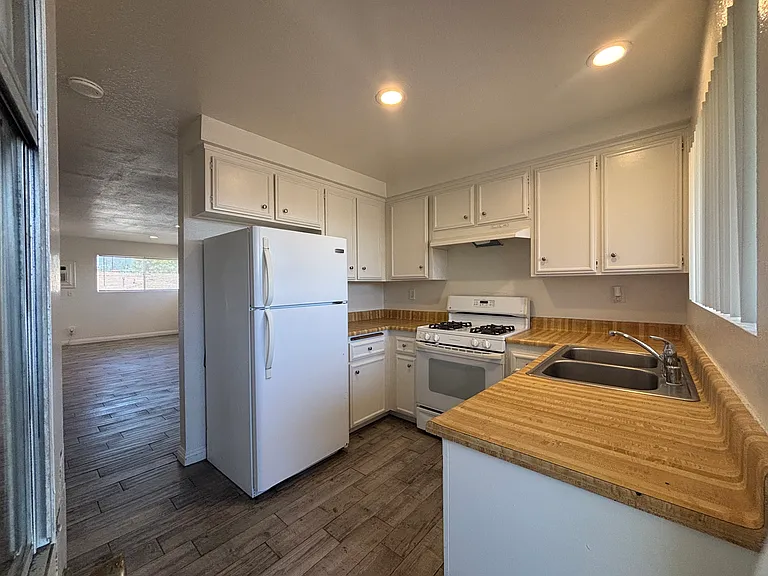7436 Carnelian St — Photo 5