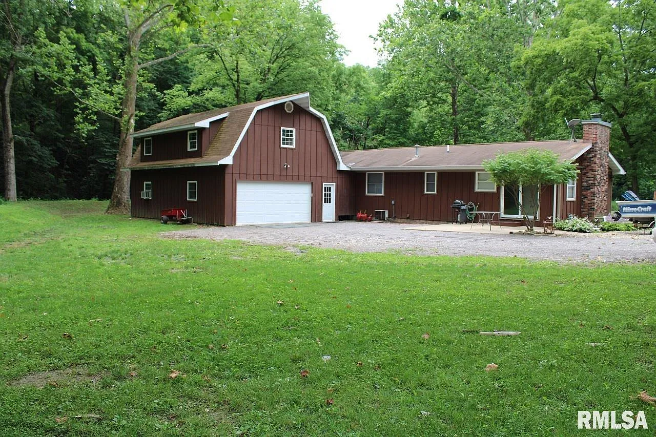 39 Raleigh Ave photo 1