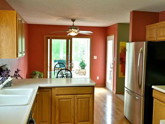 All kitchen applicances incl