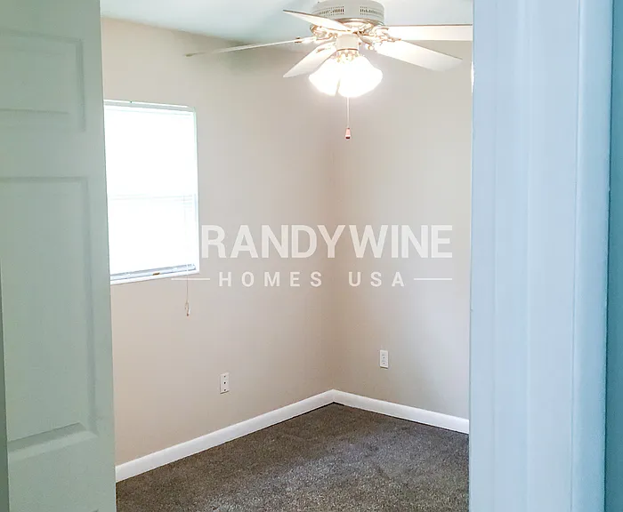 5906 Marty Ct — Photo 8