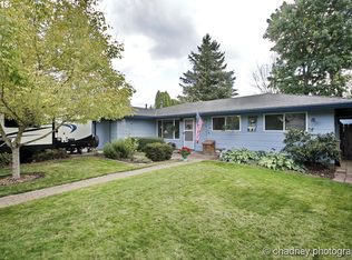 17904 SE Clay St, Portland, OR 97233