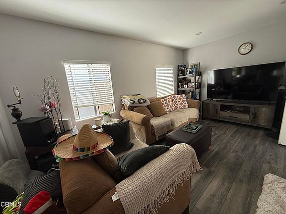 3rd image of 301 W Adams Ave