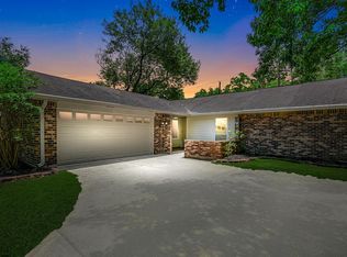 17142 Broken Back Dr, Crosby, TX 77532