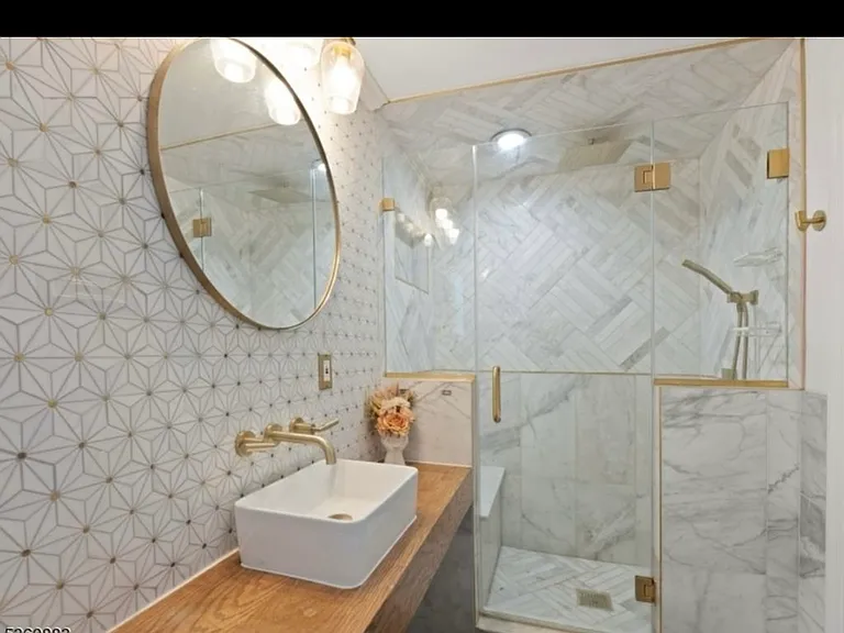 19 Gordon St #1 — Photo 9