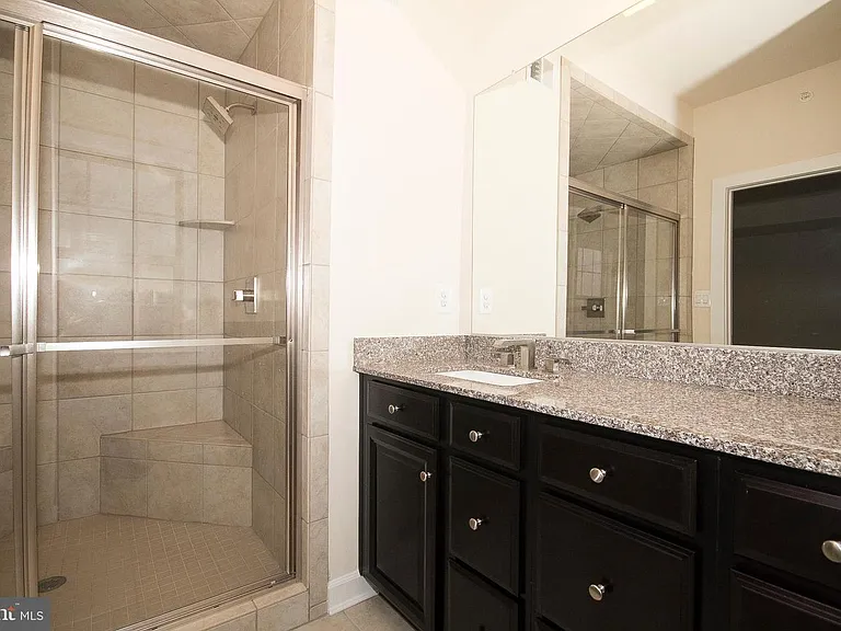 2912 Middleham Ct — Photo 11