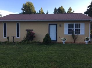 712 Woodcliff Rd, Monterey, TN 38574