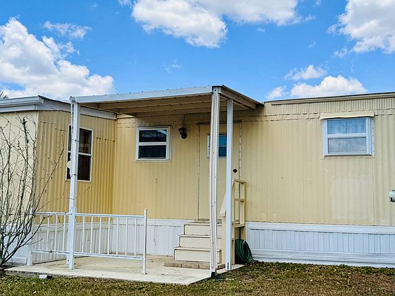 2nd image of 1043 Indiana St SE #220