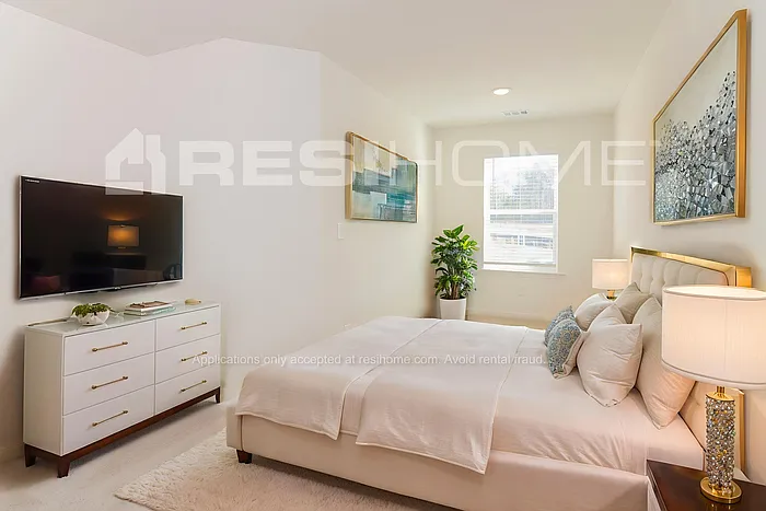 741 Chandler Way — Photo 11