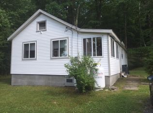 411 Carpenter Rd, Dallas, PA 18612