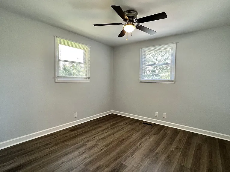 206 Orleans Dr — Photo 11