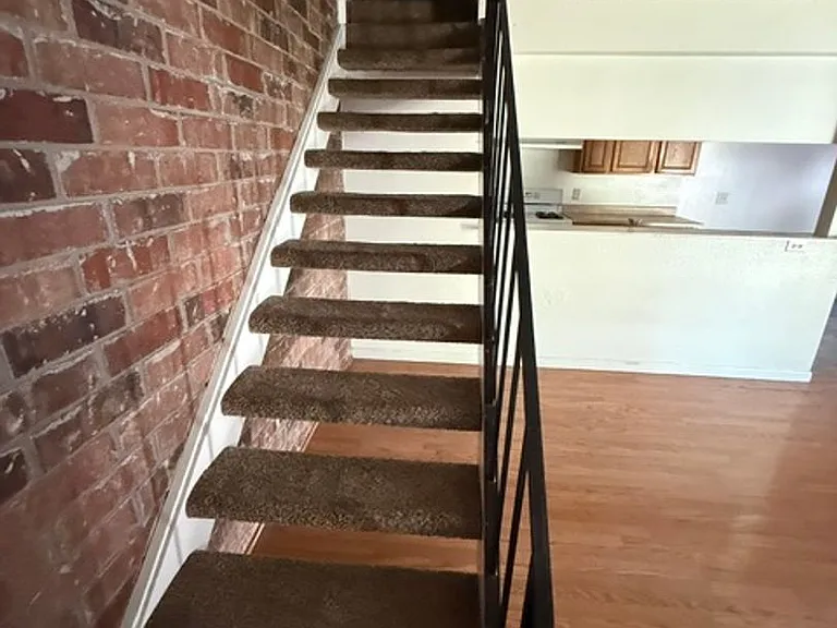 6544 Bremen Dr — Photo 5