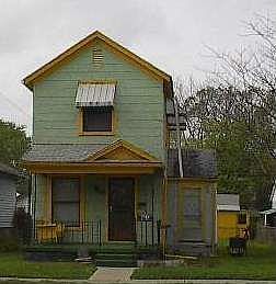 1st image of 2111 Oakridge Dr