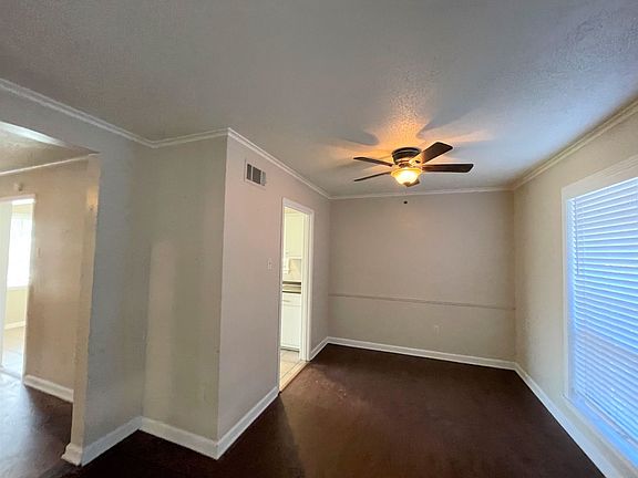 3rd image of 3645 Twinmont St