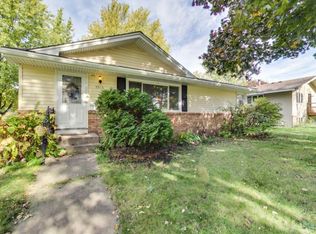 5916 Bethia Ln N, Brooklyn Park, MN 55429