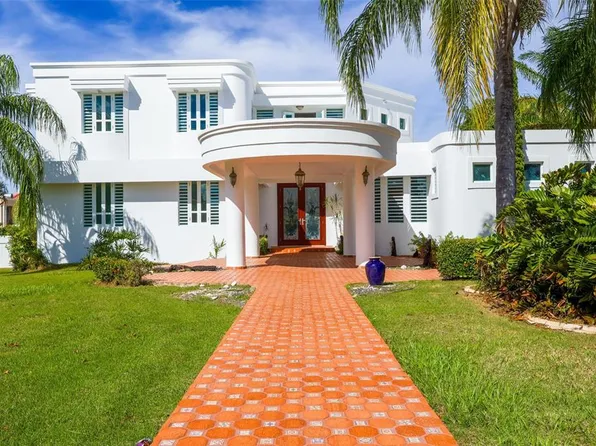 13.4 Carretera #110, Aguadilla, PR 00603