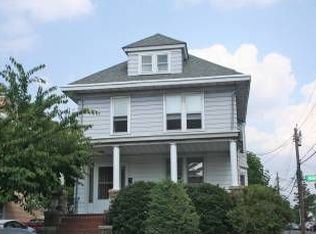 389 Main St, Ridgefield Park, NJ 07660