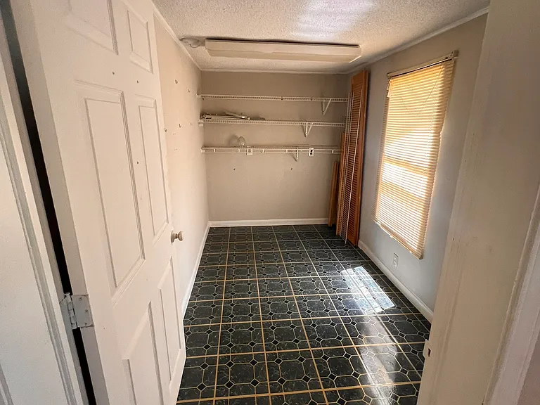 130 Rollingwood Dr — Photo 10