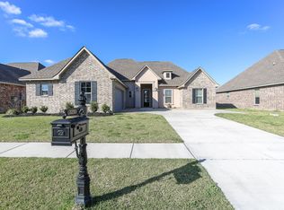 3215 Rosehill Dr, Lake Charles, LA 70607