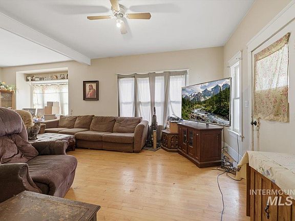 4th image of 25432 Fern Ln