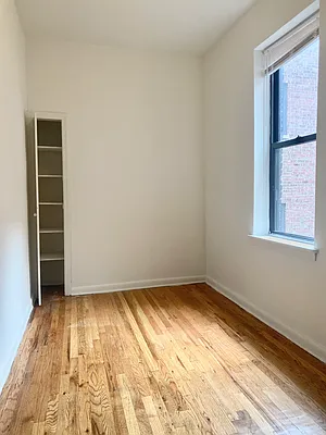 Rented by Compass | media 9