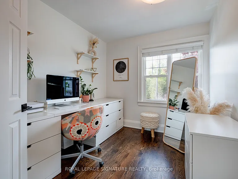 77 Runnymede Rd — Photo 23