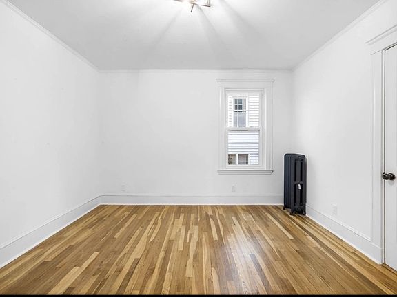 5th image of 6 View South Ave Floor 3