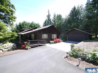31 McInnes Pl, Sequim, WA 98382