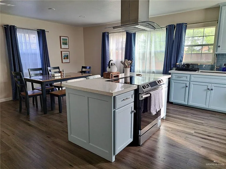 405 Cedar Ave — Photo 6