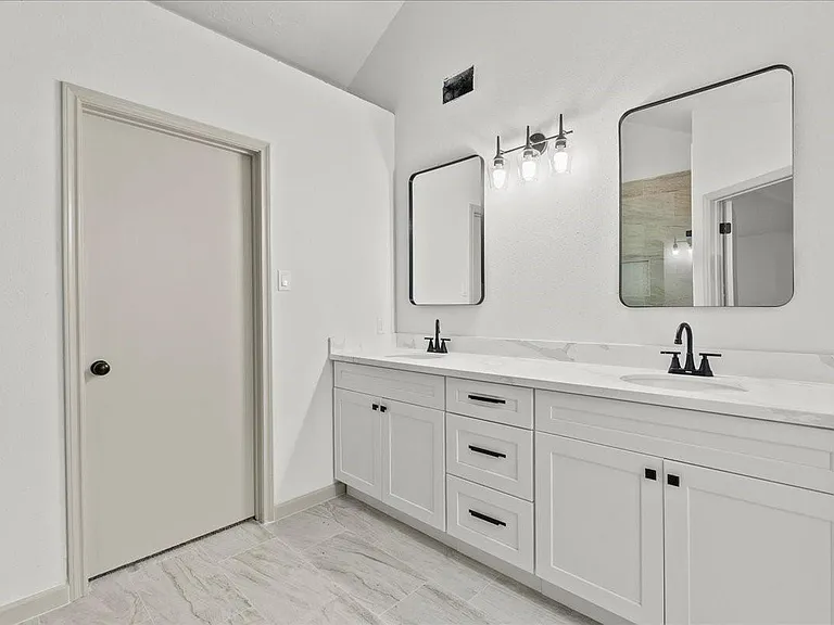 10912 Dogwood Dr — Photo 14